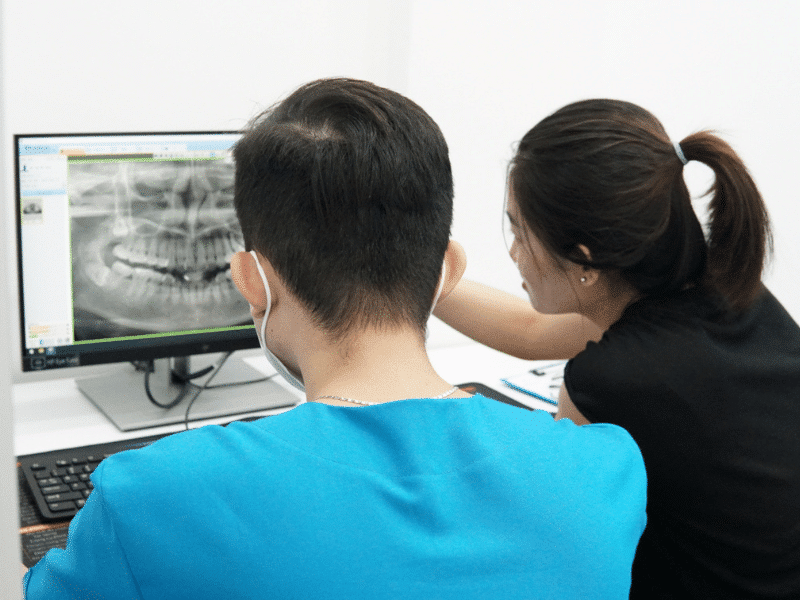 Cam kết biết trước kết quả